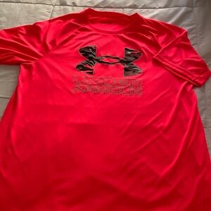 Under Armour orange short sleeve shirt. Boys XL